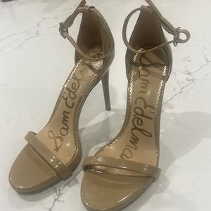 Sam Edelman pumps